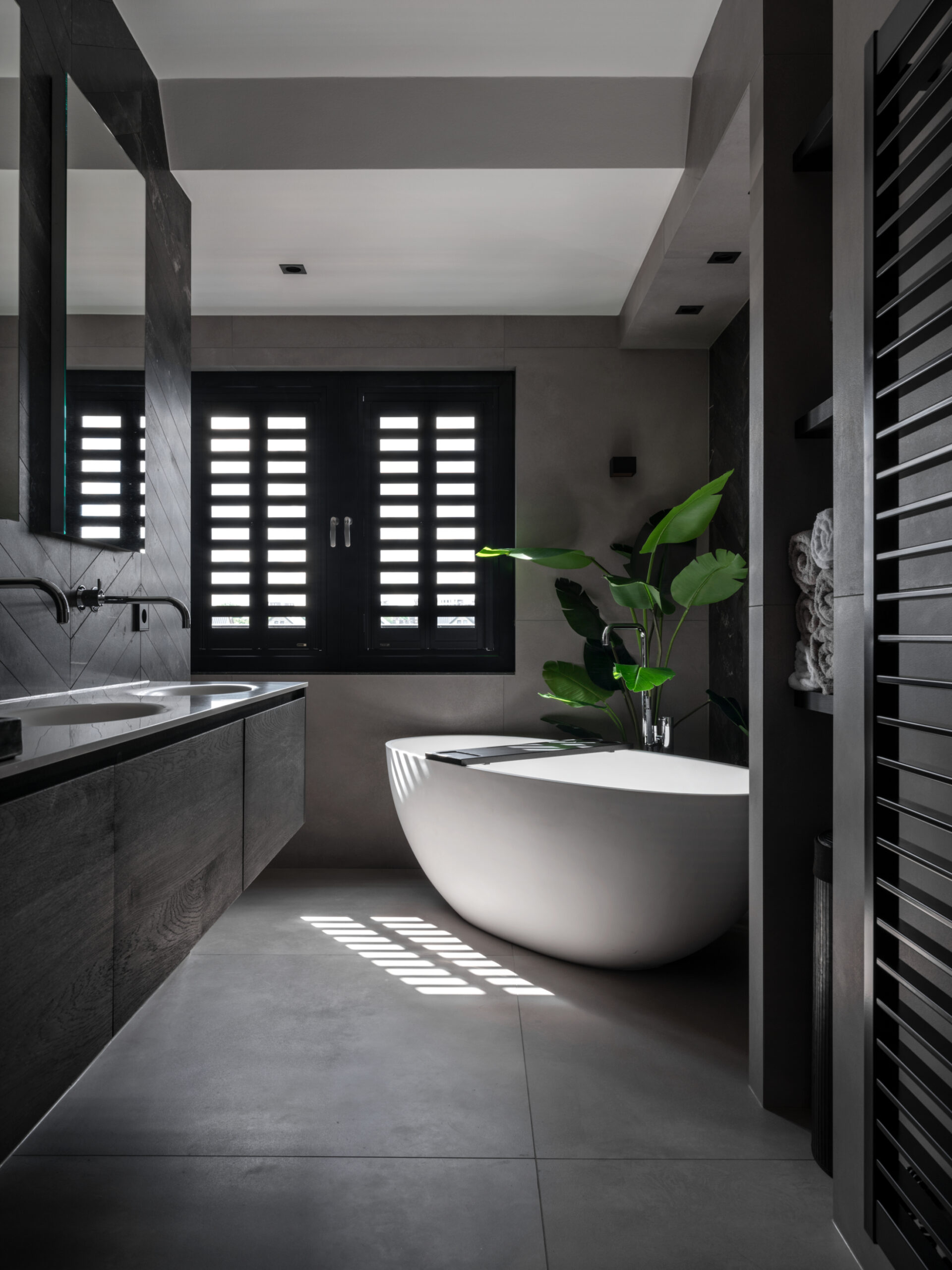 Bekijk de unieke luxe badkamers van Kamer
